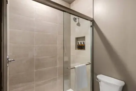 TM0OqEuGjbFEV1wHm9UYCrCjBVklpFpD1VQvJJJU.jpg
