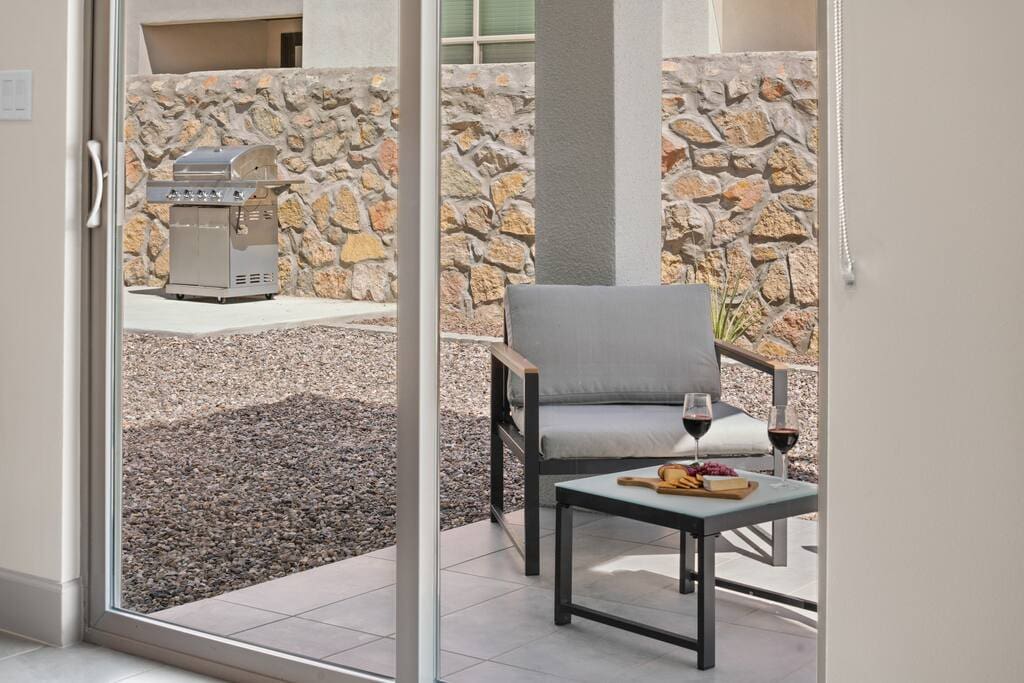 QuiPVkpRNGYzrbMExONAmLEwOrChcWZqSCdwtFIP.jpg